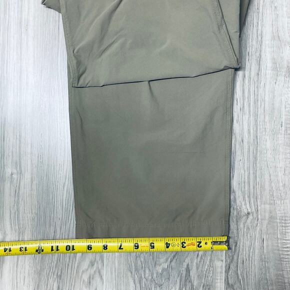 L.L. Bean Men's Water-Resistant Cresta Hiking Pants - 42x30 - Picture 9 of 12